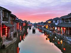 探索都市魅力 美好时光旅行社带您畅游上海